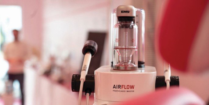 What Is Guided Biofilm Therapy (GBT)? A Modern Approach to Gentle Dental Cleaning